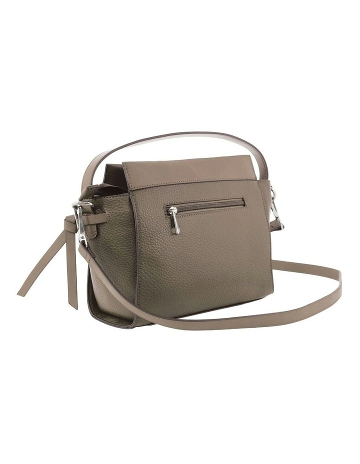 Fashion Metro Crossbody Bag in Mauve image 4