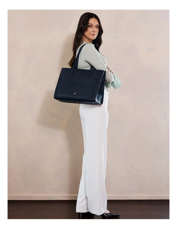 Ladies Leather Tote Bag in Navy image 2
