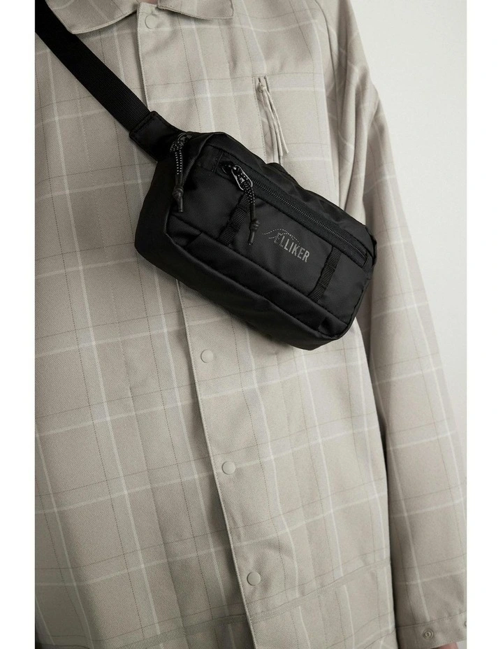 Semer Sling Bag 1L in Black image 7