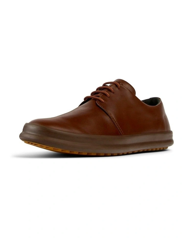 K100836 Chasis Trainers in Brown image 1