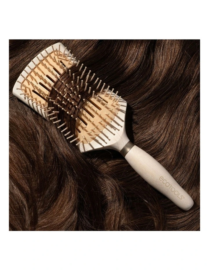 Smoothing Detangler Brush image 7
