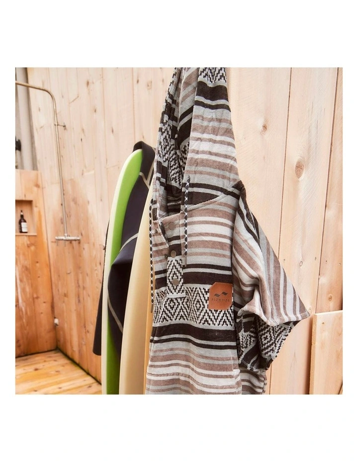 Oso Changing Poncho in Multi image 5