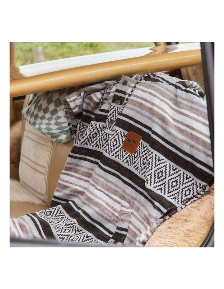 Oso Changing Poncho in Multi image 6