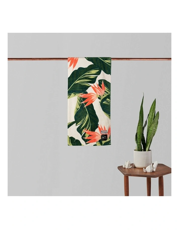 Mauka Beach Towel in Multi image 4