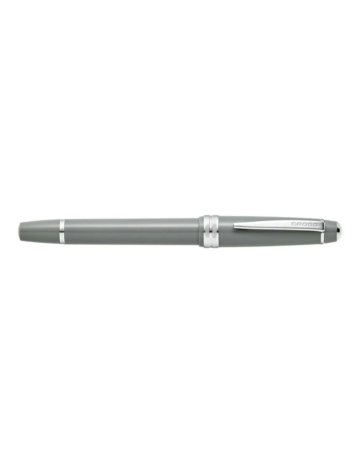 Bailey Fountain Pen, Medium Nib in Light Grey image 3