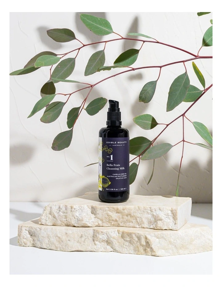 No.1 Belle Frais Cleansing Milk image 2