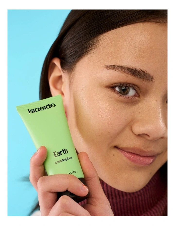 Earth Exfoliating Mask image 2