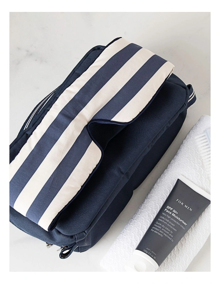 Men's Kit Deep Rest Eye Mask in Classic Navy Stripe image 4