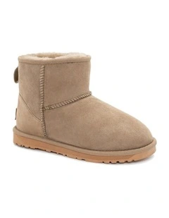 Ugg Classic Mini Boots (Water Resistant)