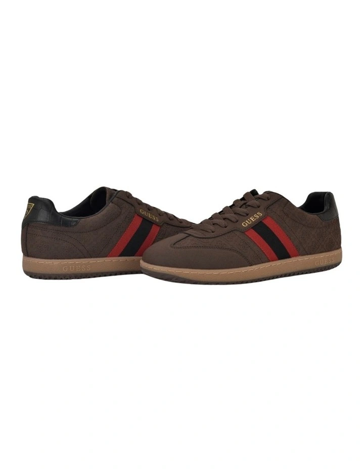 Kloane Sneakers in Brown image 2