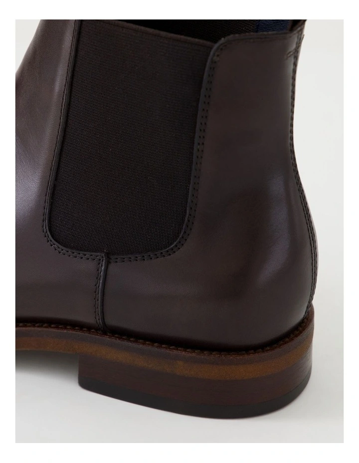 Rodeo Brown Leather Chelsea Boots image 5