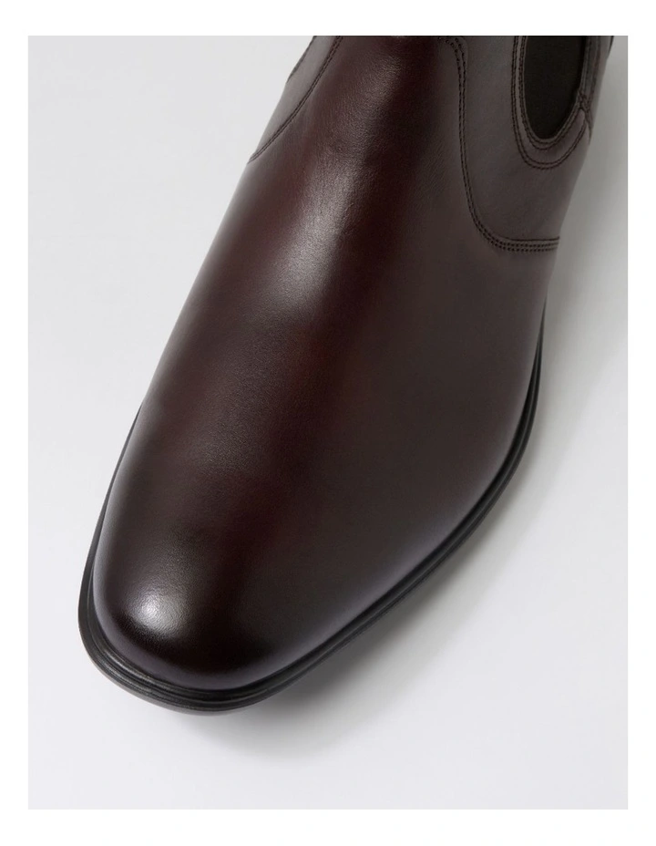 PORTER CHESTNUT LEATHER image 4