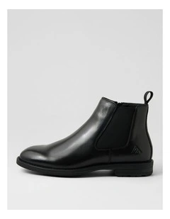 Braga Black Leather Chelsea Boots
