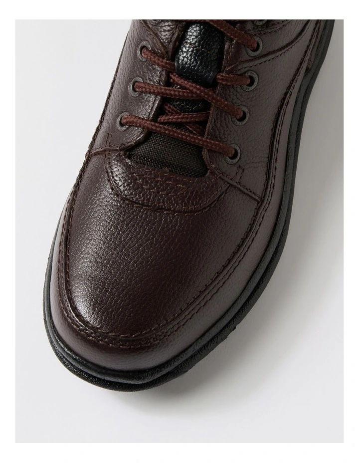 World Tour Classic Mens Brown Tumble Leather Lace Up Shoes image 4