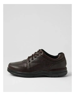 World Tour Classic Mens Chocolate Chip Tumble Leather Lace Up Flats