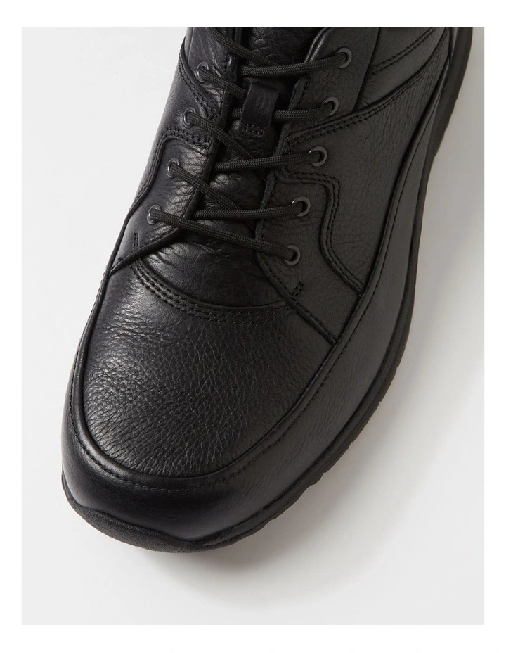 Edge Hill 2 Black Leather Lace Up Sneakers image 4