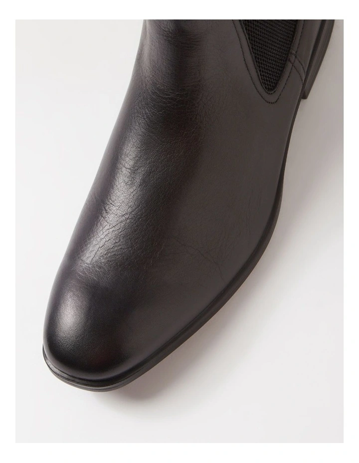 Volga Black Leather Chelsea Boots image 4
