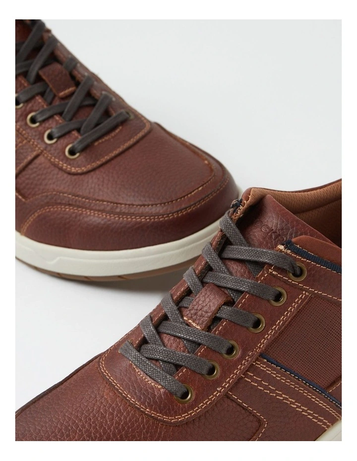 Zeus Cognac Leather Sneakers image 5