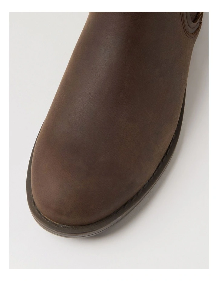 Lizz Brown Crazyhorse Leather Chelsea Boots image 4