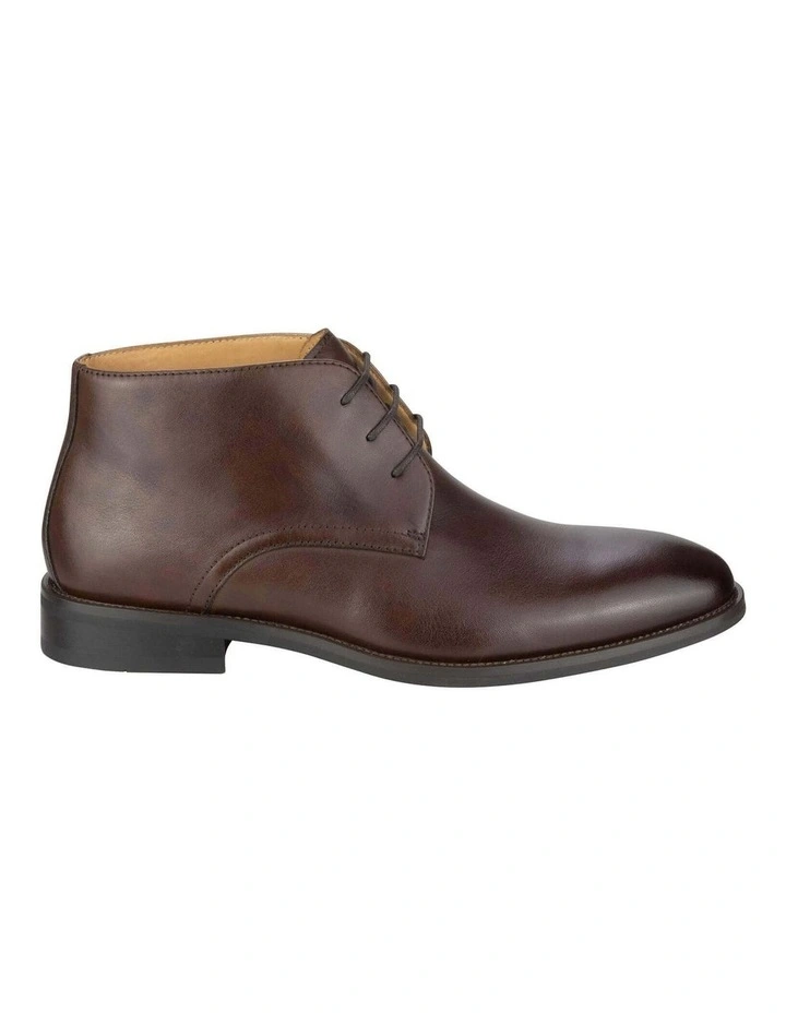 Chadwick Chukka Plain Toe Chukka Boot In Brown image 3