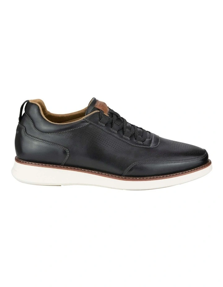 Launch EZ Lace Elastic Lace Slip On In Black image 3