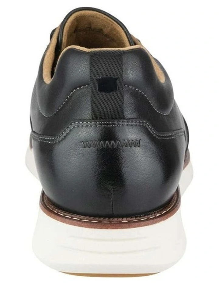 Launch EZ Lace Elastic Lace Slip On In Black image 4