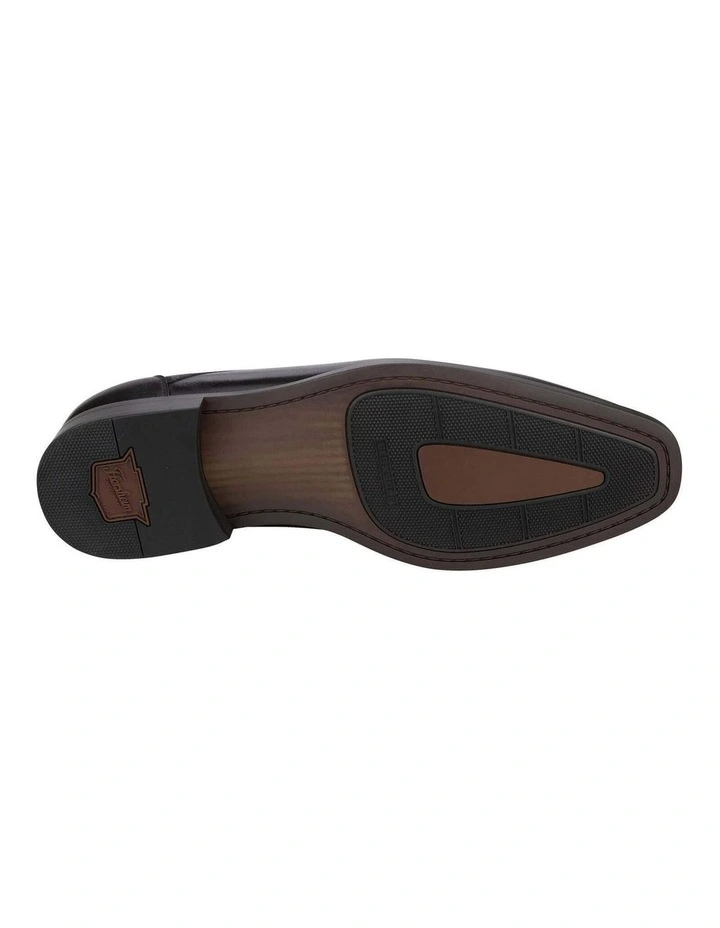 Sorrento Plain Toe Derby In Black image 7