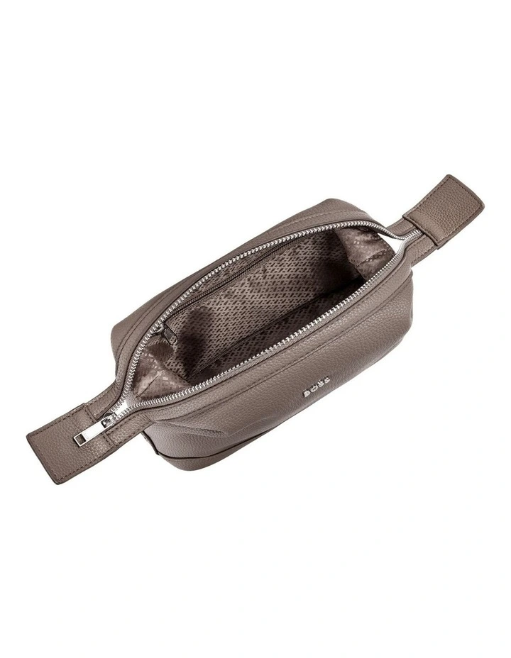 BOSS Toiletry Bag Classic Grained Taupe image 4