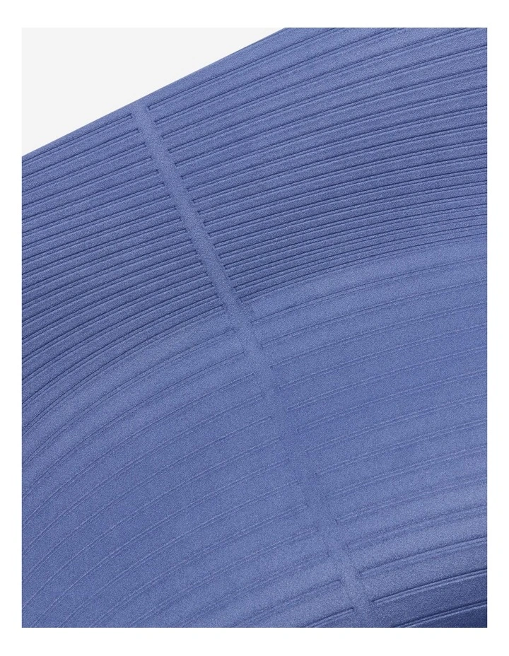 Decathlon | 5 mm Grippy and Comfortable Gentle Yoga Mat - Dark Blue image 3