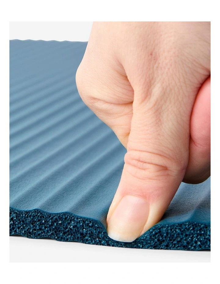 Decathlon | Pilates Mat Comfort 100 - 160 cm 55 cm 10 mm - Blue image 3