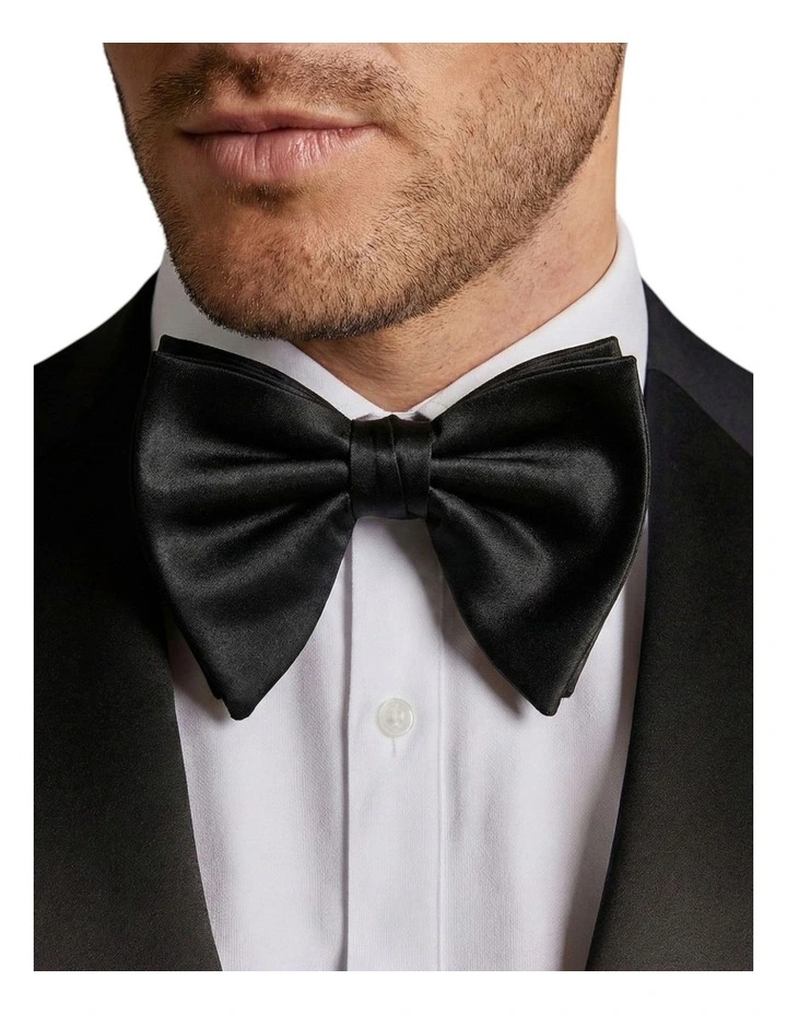 Formalaties Luxury Butterfly Jumbo Oversized Satin Bow Tie in Black image 1