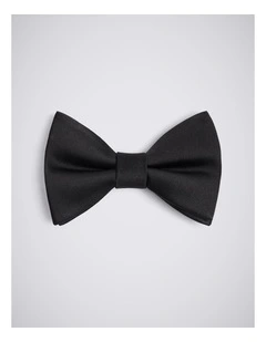 Black Pre-Tied Bow Tie