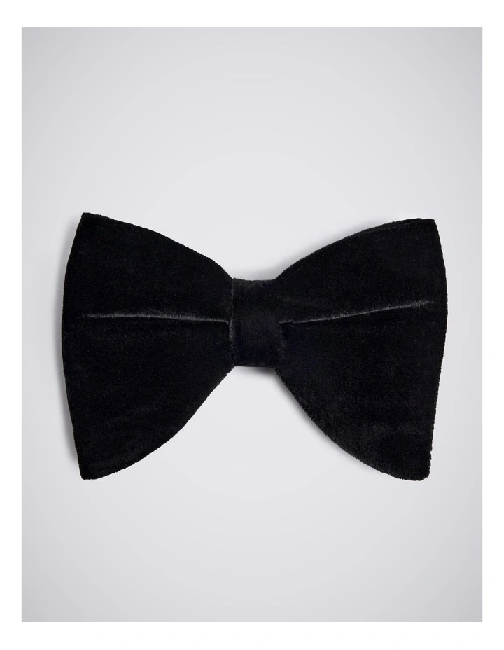 Black Floppy Velvet Pre-Tied Bow Tie image 1