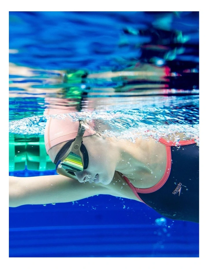 Decathlon - Coated mesh swimming cap size S magic pink image 2
