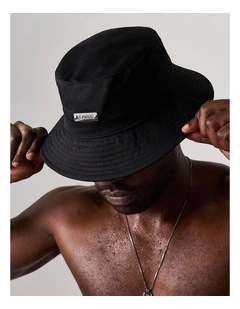 Statement Bucket Hat in Black