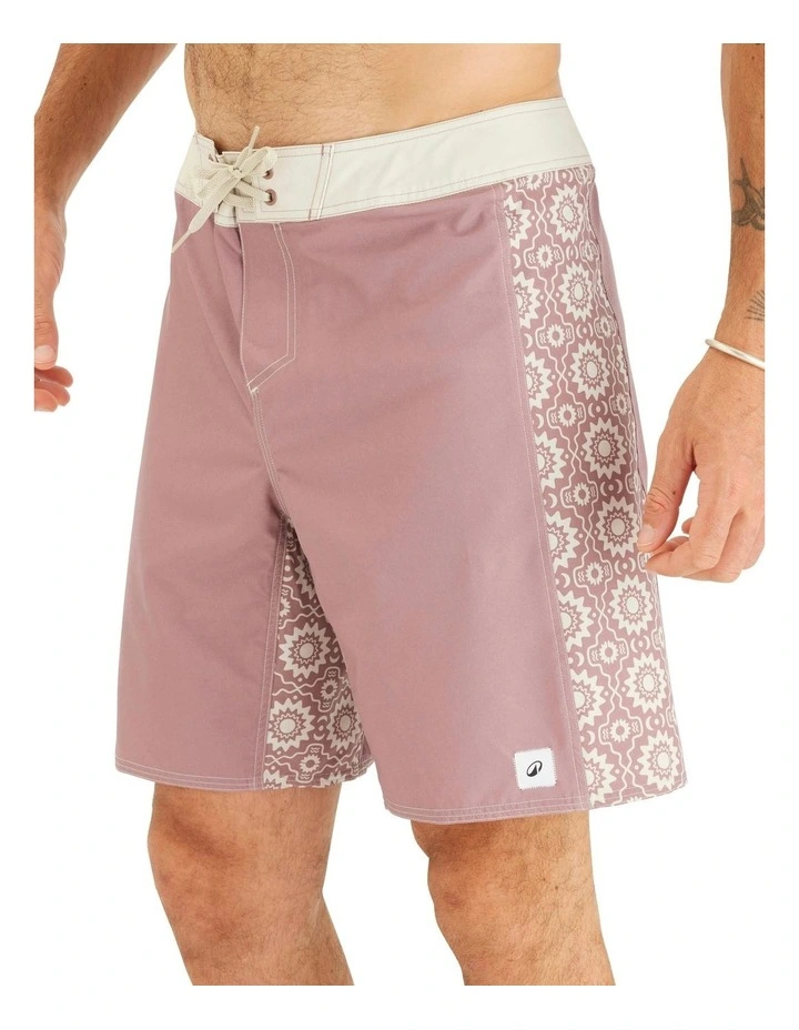Boardshorts Surf 500 Long 19 Inch Arch Esawira in Taupe/Pink image 1