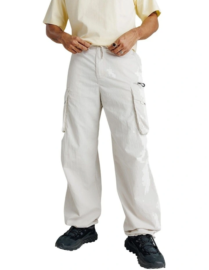 Decathlon | Sportswear oversize cargo pants-pebble beige image 1