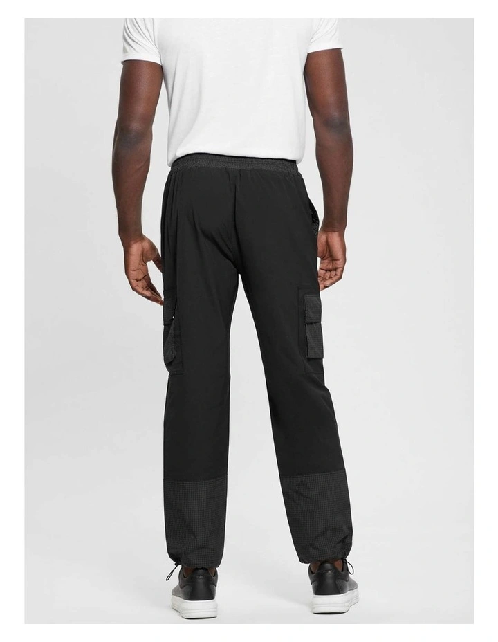 Zubin Active Pant in Black image 3