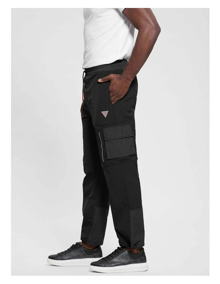 Zubin Active Pant in Black image 4
