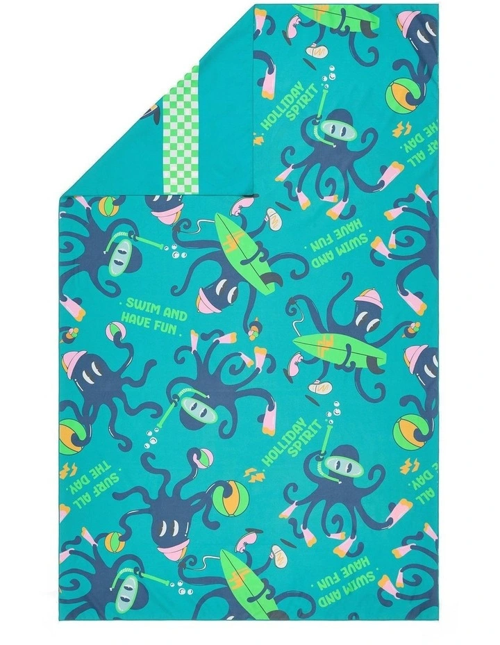 Microfibre Swimming Towel Size XL 110 x 175 cm, friends print turquoise image 1