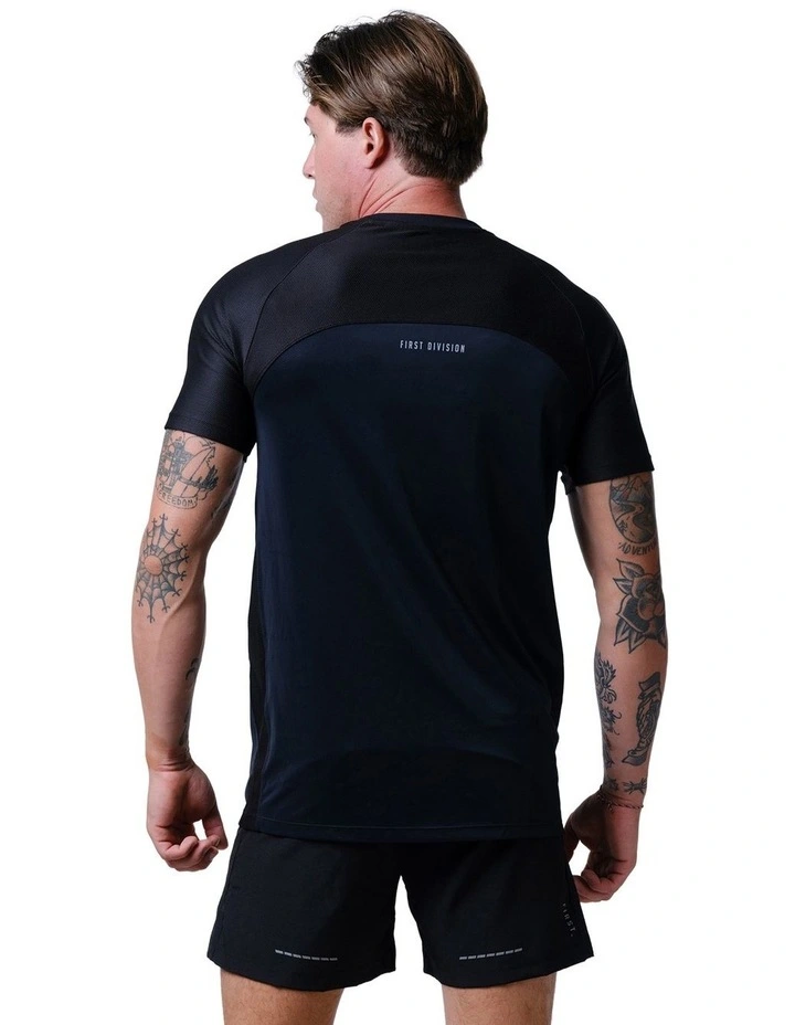 Aero Tee in Black image 2