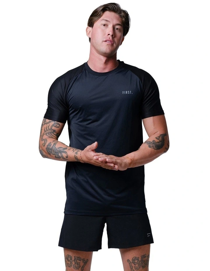 Aero Tee in Black image 3