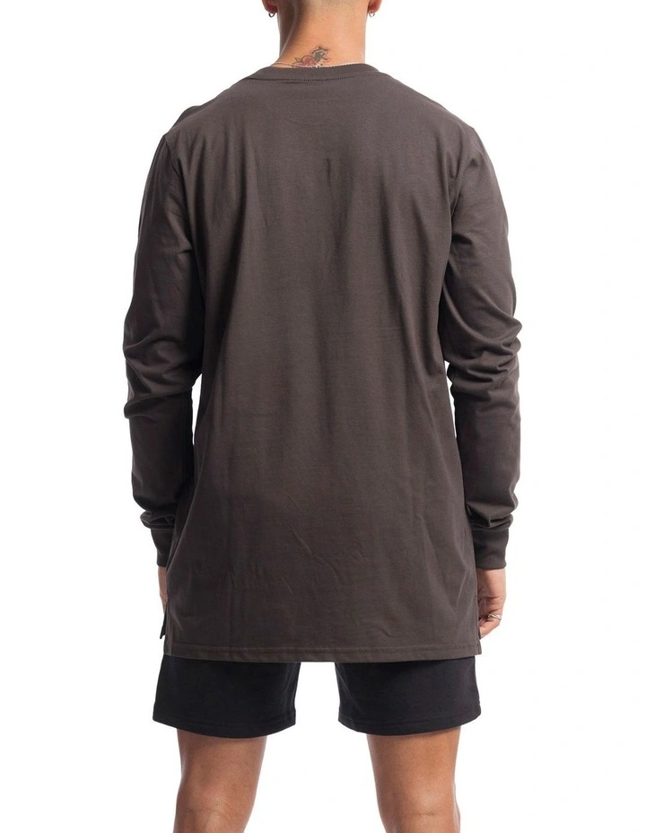 Contract Rise Long Sleeve Tee in Vintage Black image 2