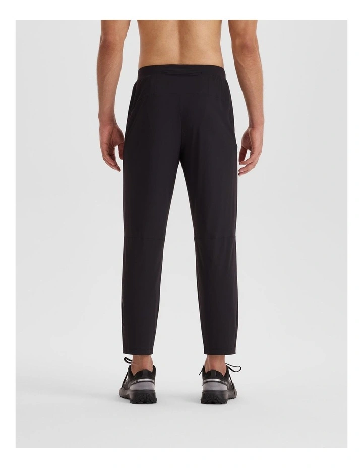 Decathlon - Men's Running Breathable Trousers - KIPRUN Run 500 Cool - Black image 2