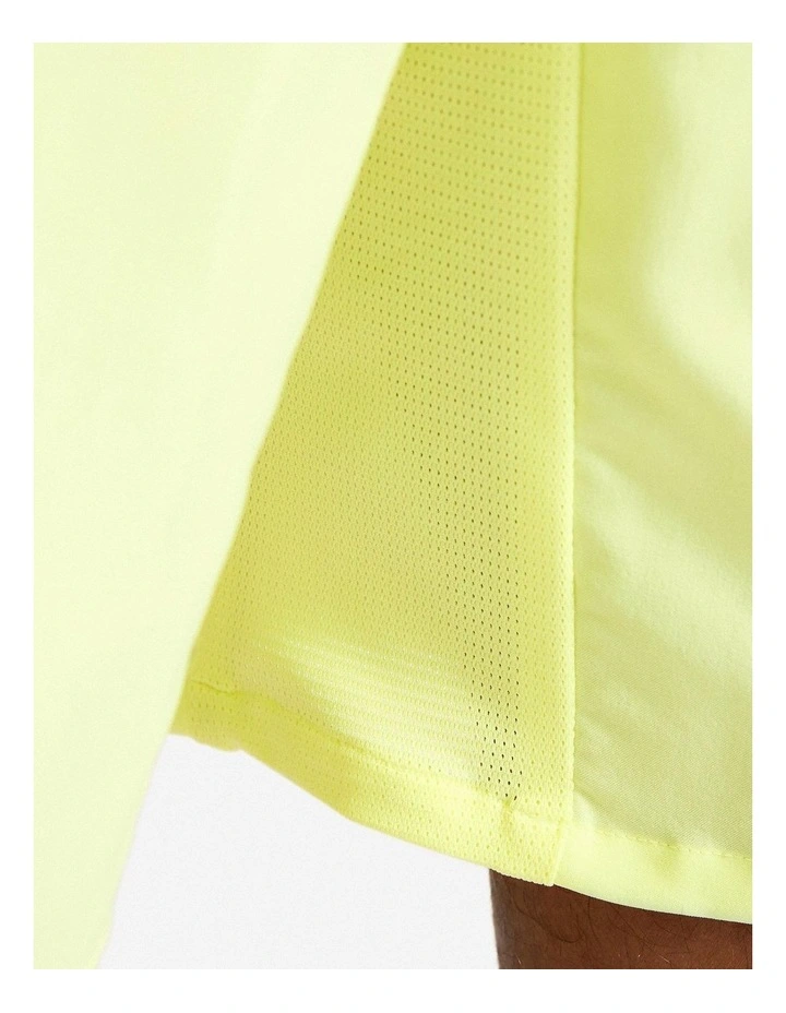 Domyos Men Fitness Shorts in Yellow image 7