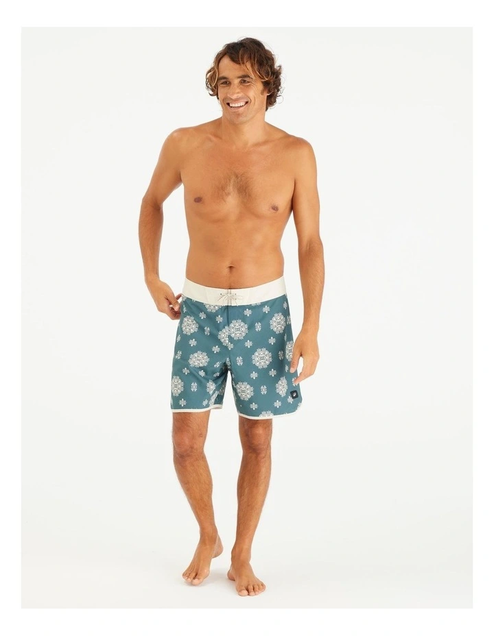 Decathlon | Mens Boardshorts Surf 500 18 Long - Hyperdrama Granite green image 2