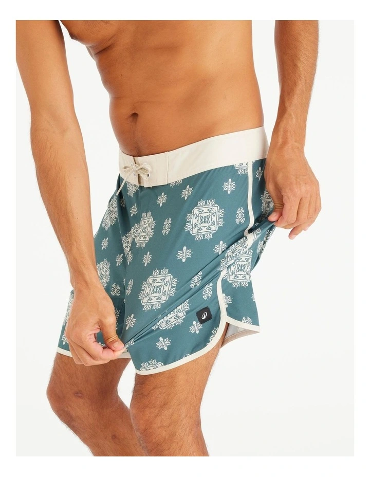 Decathlon | Mens Boardshorts Surf 500 18 Long - Hyperdrama Granite green image 4