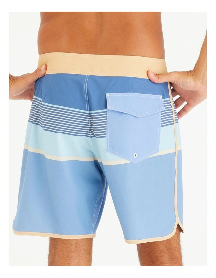 Decathlon | Mens Surfing Boardshorts Mid-length Surf Shorts 18,  Marin Blue image 5