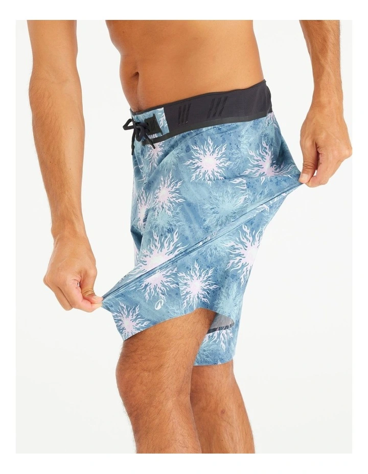 Mens Boardshorts Surf 900 Long 20 - Morpho Yingyang Blue image 3