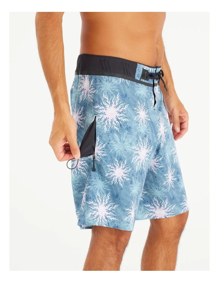 Mens Boardshorts Surf 900 Long 20 - Morpho Yingyang Blue image 6